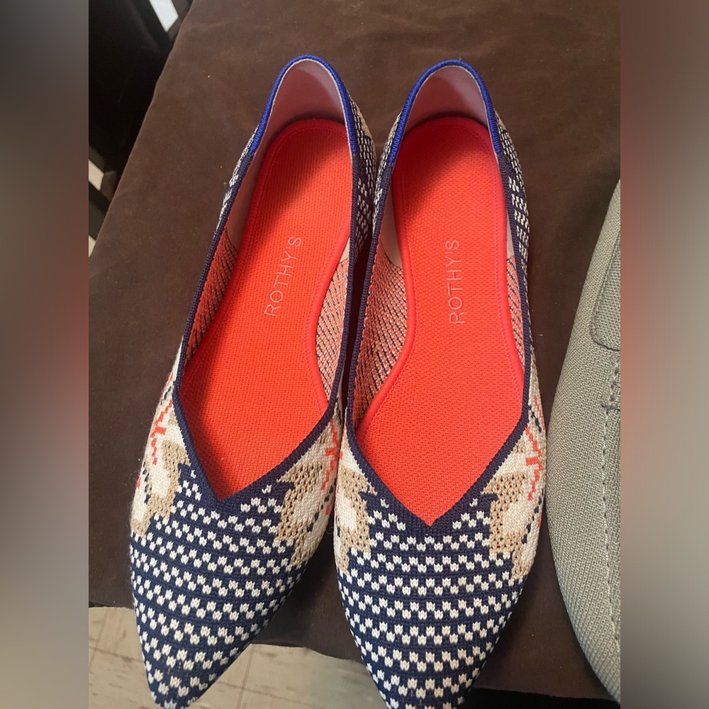 Authentic Rothy’s Sapphire in great condition size 11